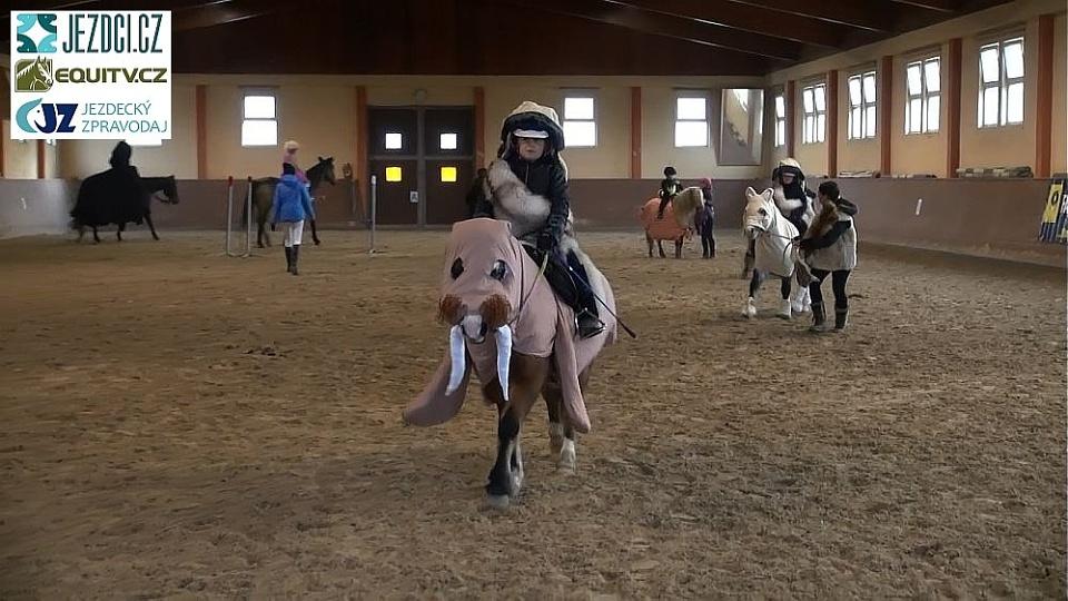 Do Obořiště Equestrians na Vánoční parkuriádu