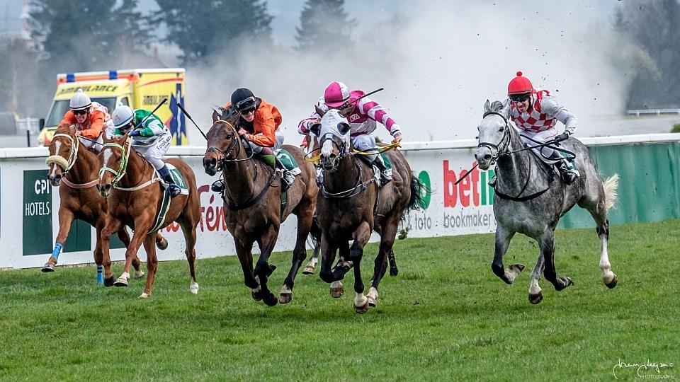 Devadesátka EquiTV z 91. Gomba Handicapu v Chuchli