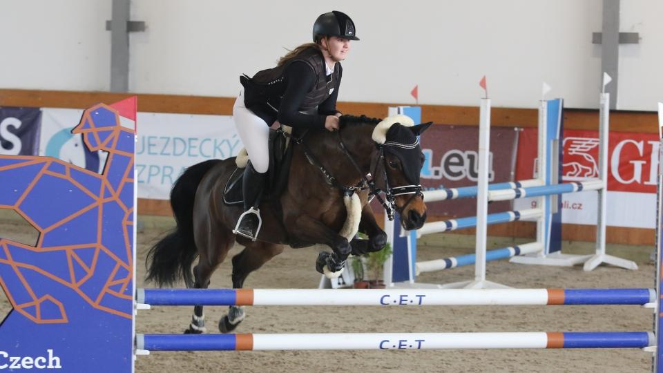 U pony je jasno. Vítězkou Tour se stala Táboříková s Karou