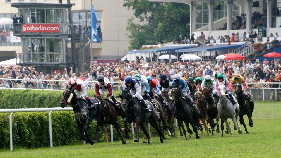 Německé derby s českou stopou. Pedroza se dočkal na sedmnáctý pokus