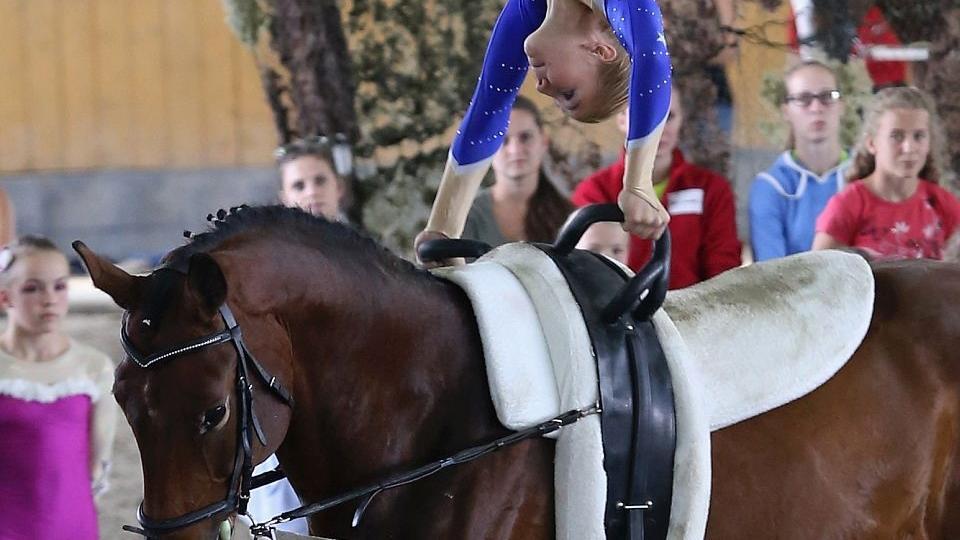 Voltižní MČR i finále Národního poháru zavítá tento týden do Frenštátu