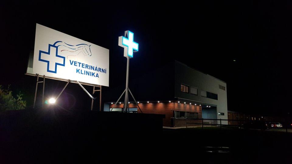 O prohlídku Veterinární kliniky pro koně v Heřmanově Městci byl zájem
