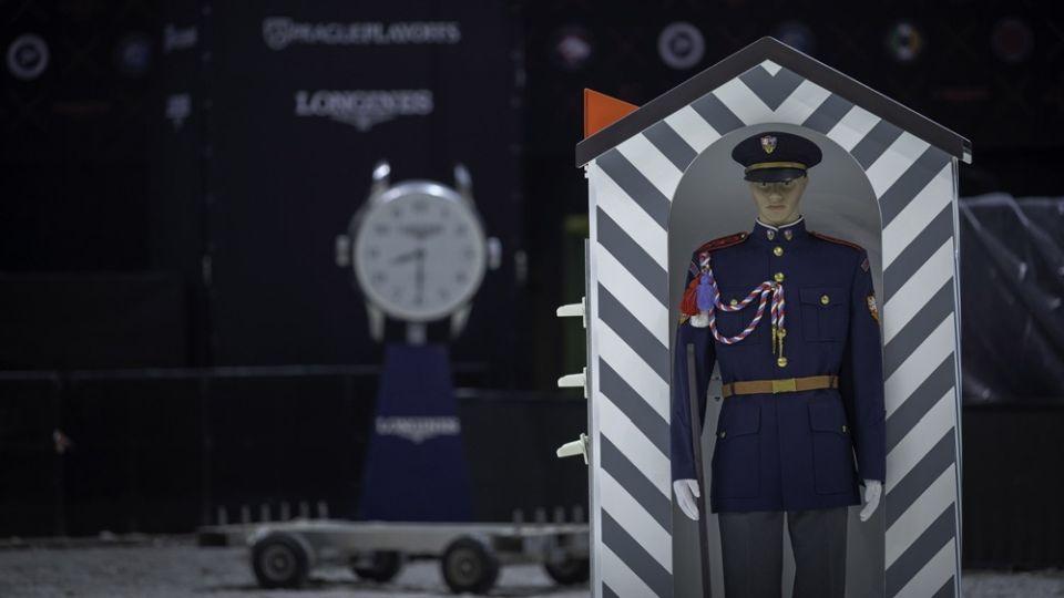 Loni koně v O2 areně poznali českou vlajku, letos je čeká hradní stráž