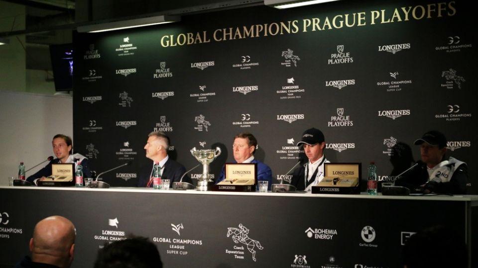 Dojaté hvězdy. Pusťte si tiskovku Super Grand Prix s českým překladem