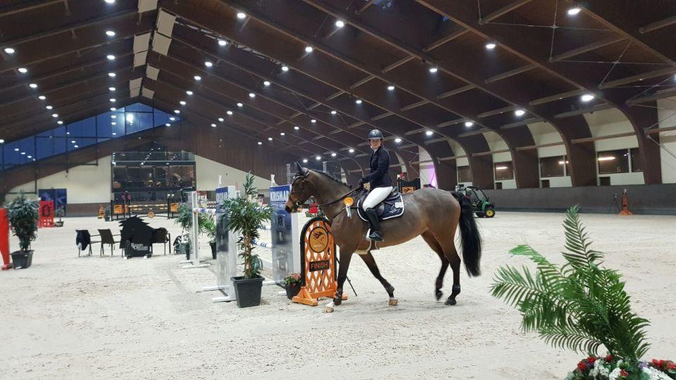 Equinews: Zelinková uspěla v Šamoríně, Vegrichtová ve Zduchovicích