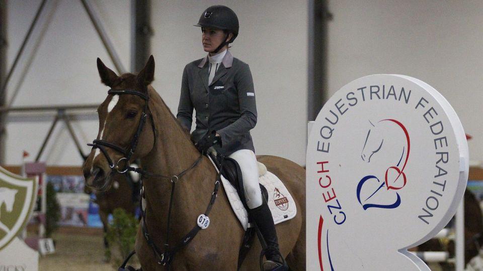 Equinews: Dva vozatajské triumfy Domese. Mücková úspěšná ve skocích
