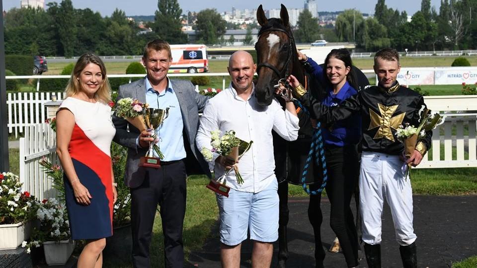 Nejdřív nestíhal, pak přiletěl. Markoni LP zamíchal karty před derby