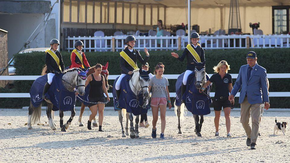Sledujte ŽIVĚ na EquiTV.cz drezurní a skokové MČR pony Zduchovice 2020