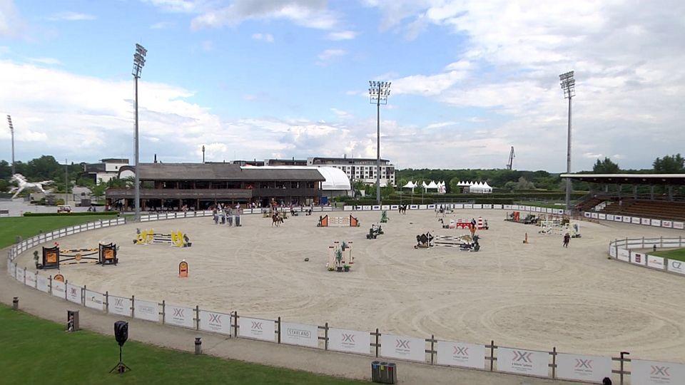 ŽIVĚ: Parkurová Slovakia Challenge 2020 a drezurní závody v Šamoríně