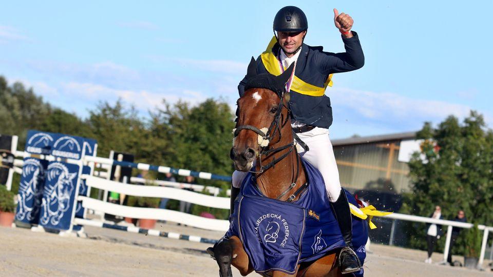 Equinews: Parkurovými mistry ČR jsou Michlíčková, Finsterle a Tretera