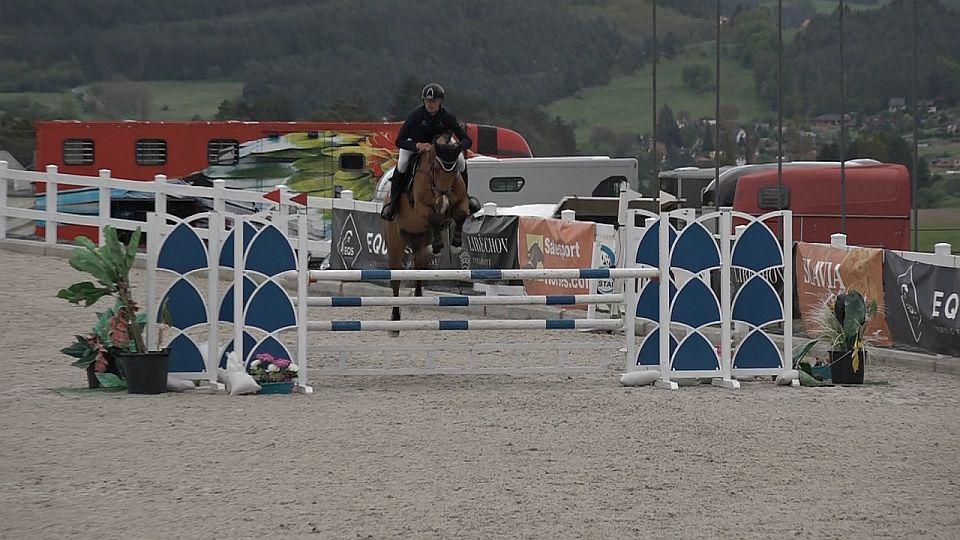 Equinews: Česká kolbiště opět ožila. Zájem byl mezi jezdci obrovský