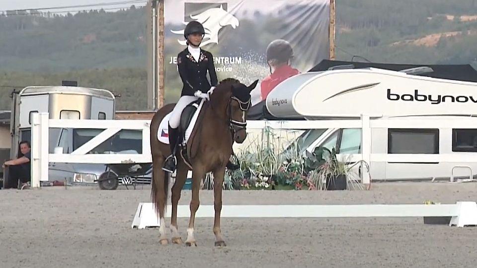 Drezurní vrchol MČR pony: Titul mají Procházková, Hubáčková, Vášáryová