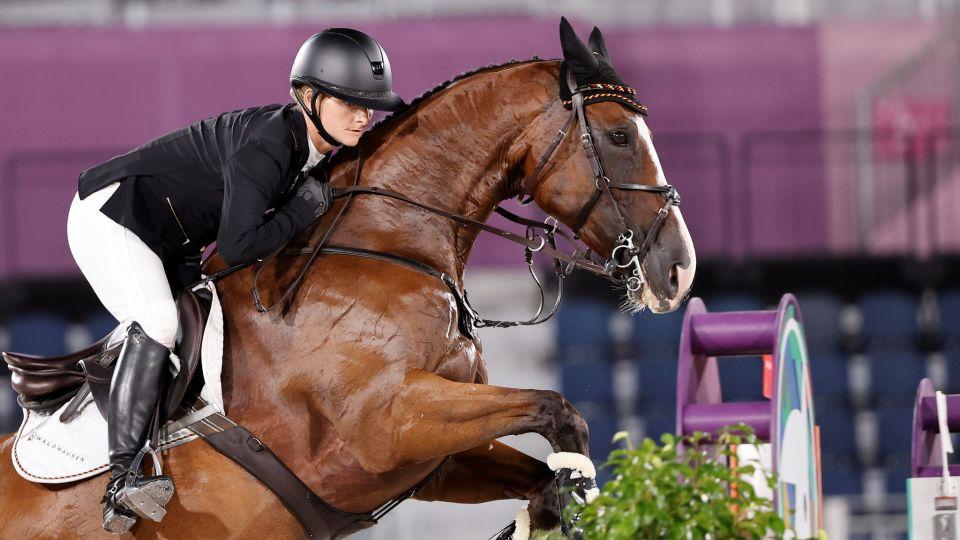 Němka Julia Krajewski ztratila dva výborné koně. A potom přišla Mandy