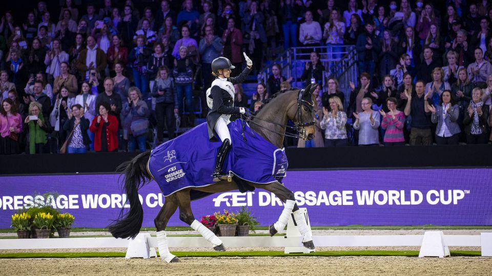 Světový pohár v s´Hertogenbosch: Jessica von Bredow-Werndl opět boduje