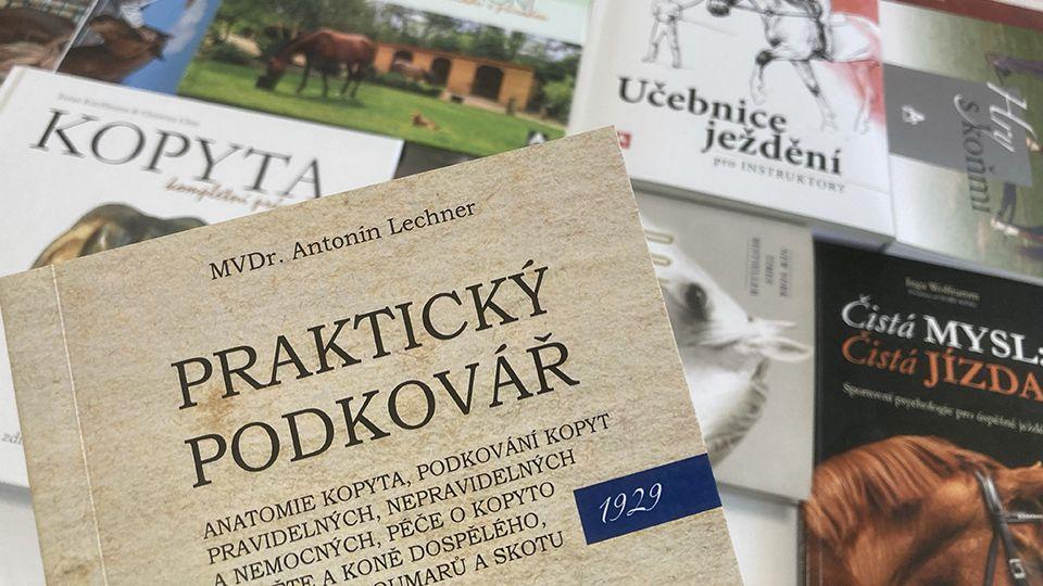 Chcete 300 Kč na libovolnou knihu o koních? Hlaste se do 28. 3. 2022