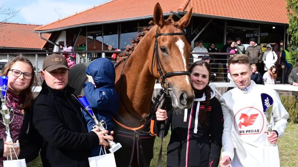 Queen Of Beaufay nadále královnou, v Mostě vyhrála Deylův memoriál