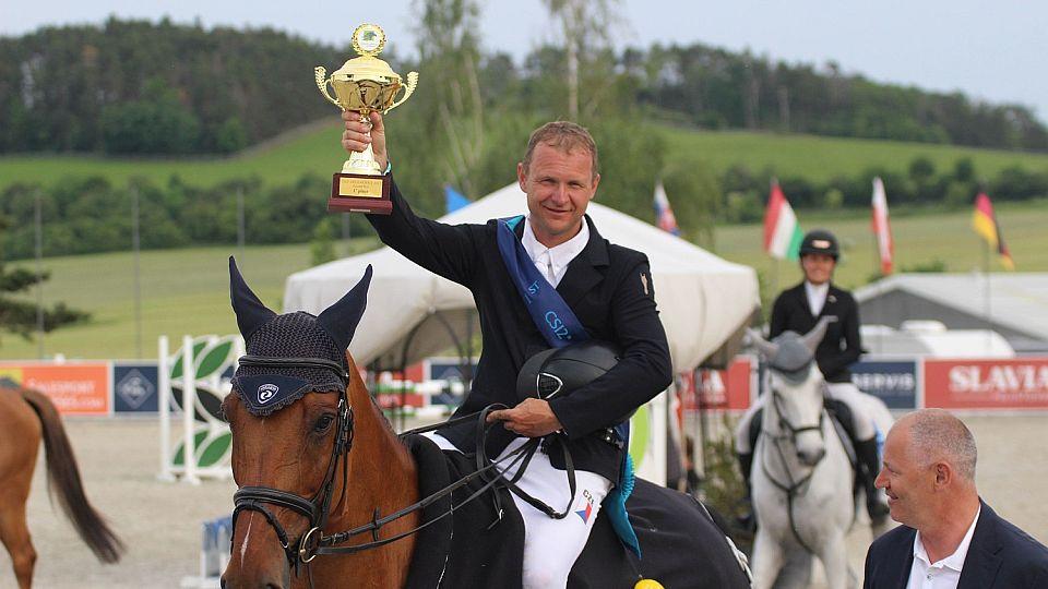 Forewer je v kondici. S Opatrným vyhrál zduchovický Longines Ranking