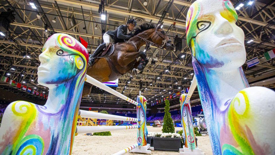 Epaillardův víkend. V Lyonu vyhrál tři stošedesátky včetně World Cupu