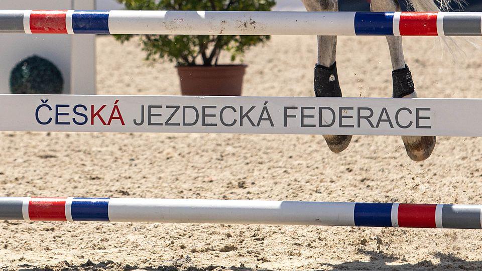 Bouře kolem poplatků aneb jak Rada ČJF schvalovala nový sazebník