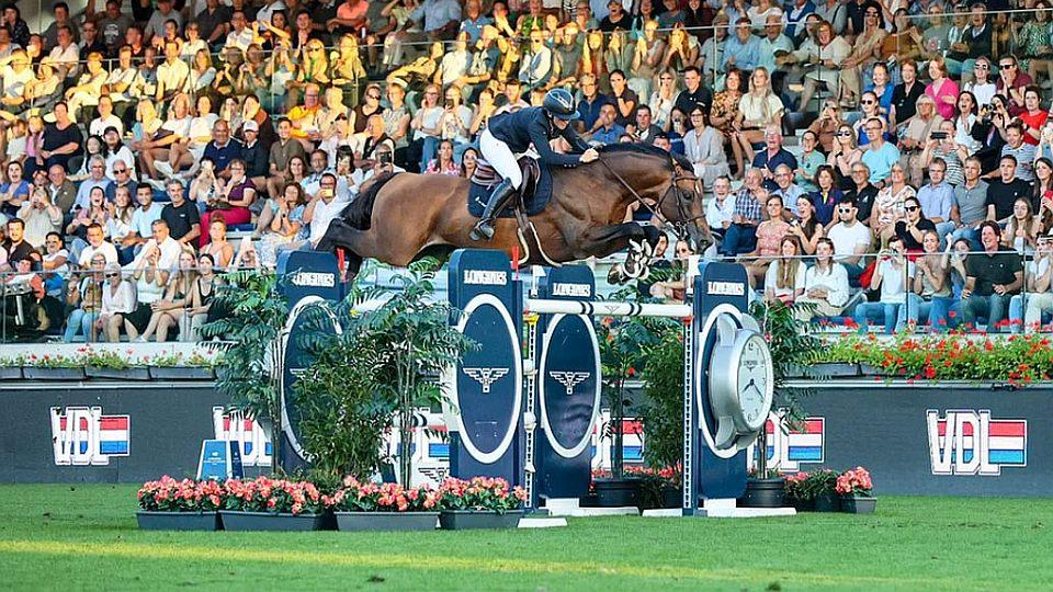 Thijssen díky domácímu vítězství opět pojede Super Grand Prix v Praze
