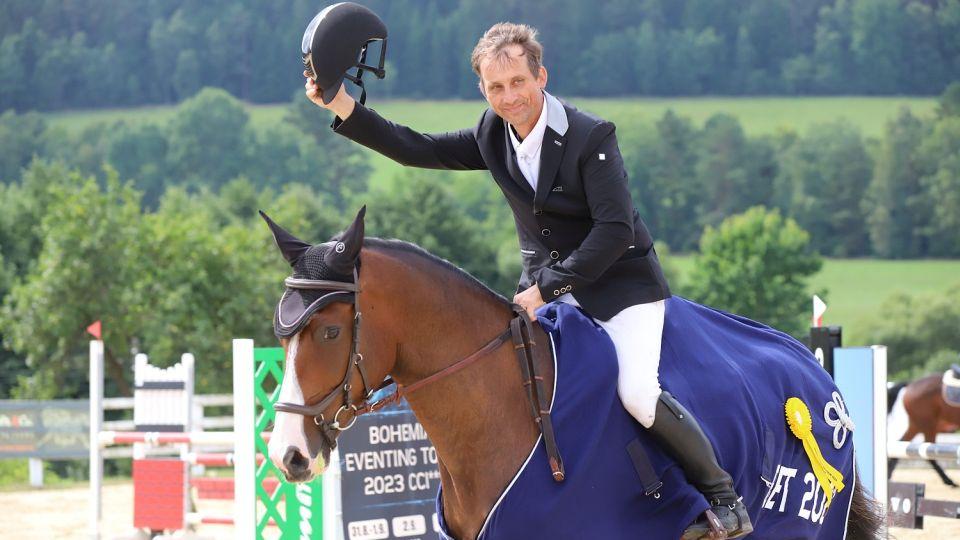 Česká radost v Borové: Patrik Sukdolák vyhrál CCI2* stylem start-cíl