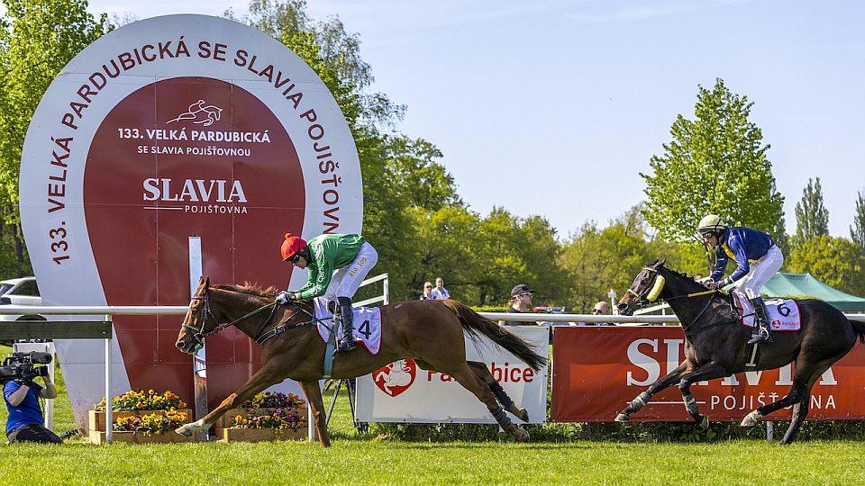 Živě z Karlovy Koruny: Losování čísel a novinky 133. Velké pardubické