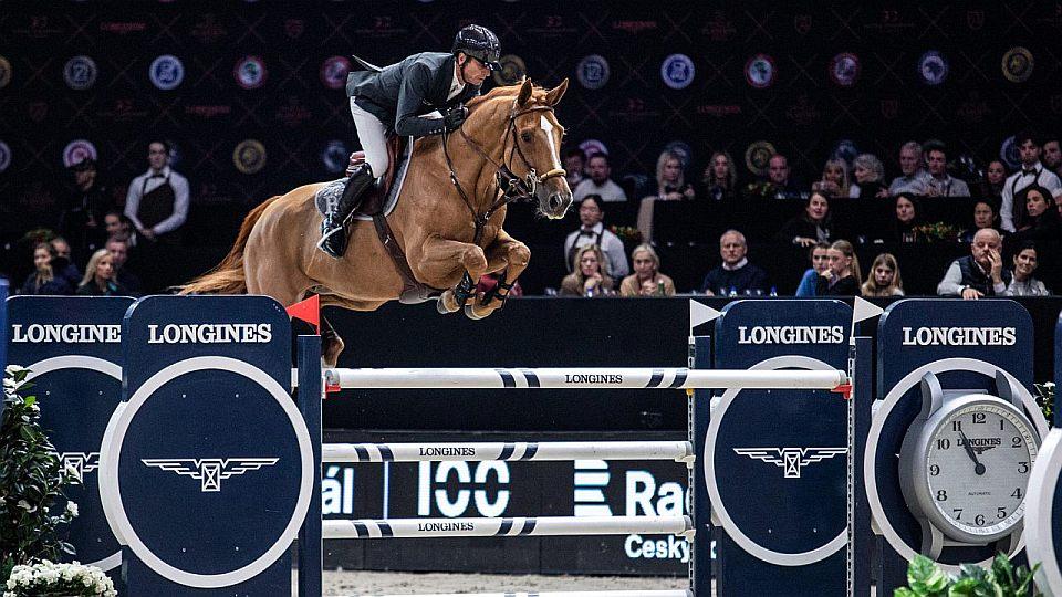 Julien Epaillard vyhrál před vyprodanou O2 arenou Super Grand Prix