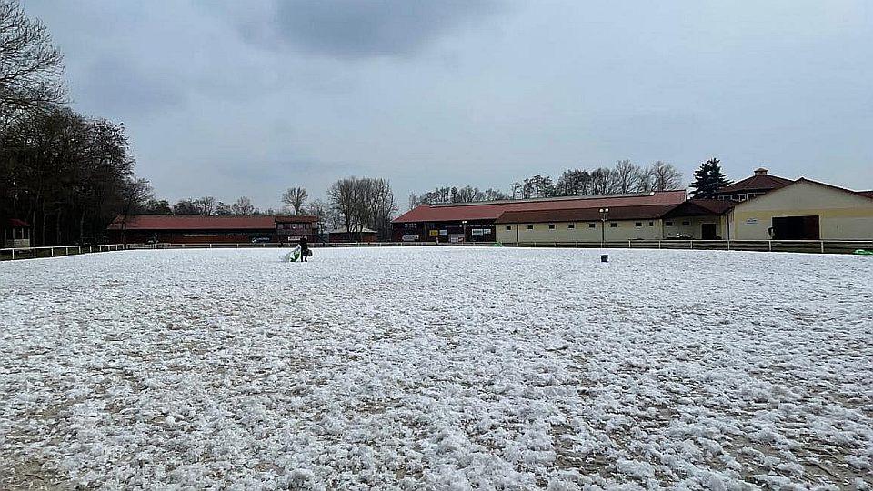 V Hradištku vrcholí přípravy na venkovní sezonu. Kolbiště má nový povrch