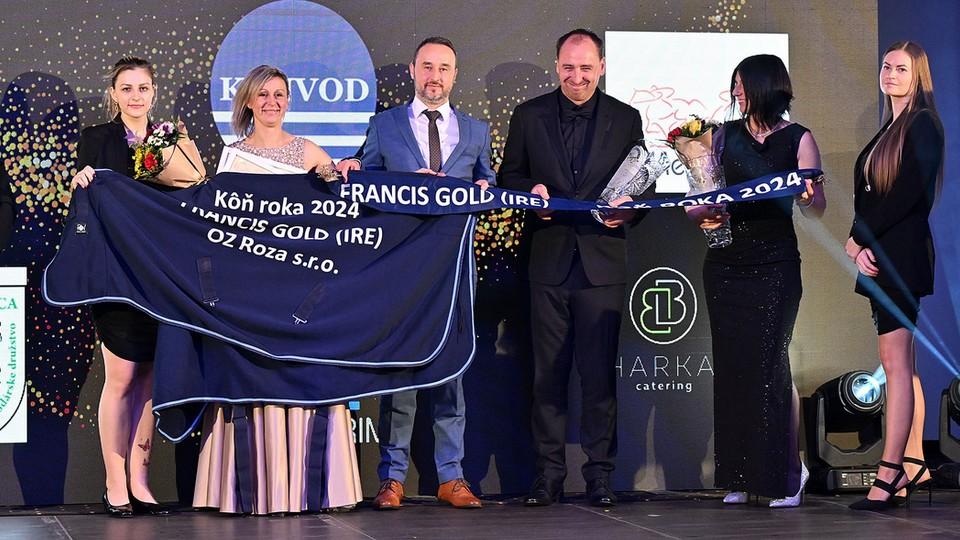 Francis Gold je slovenským Koněm roku, oceněna byla i Sofie Kvízová
