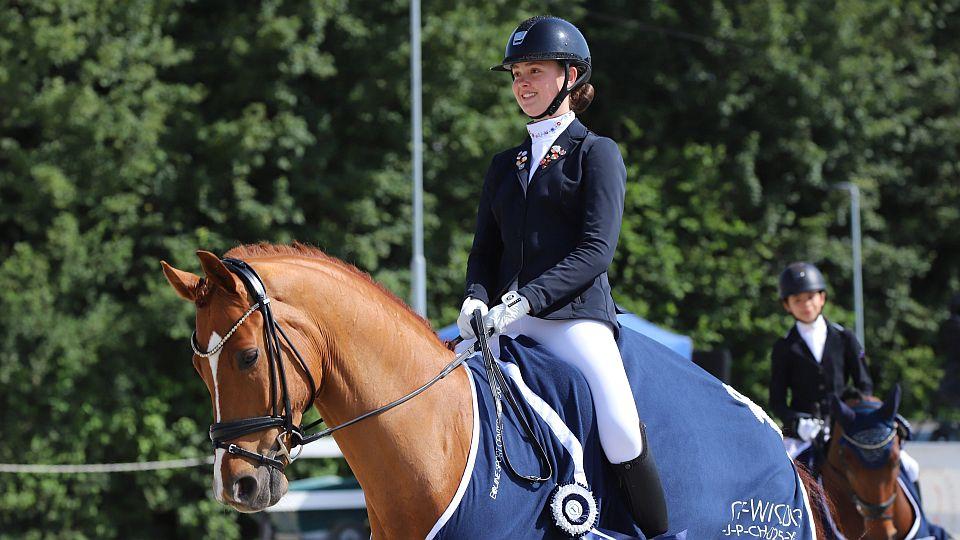 Češi v drezurním žebříčku FEI: Hubáčková je třetí, vysoko je i Vášáryová