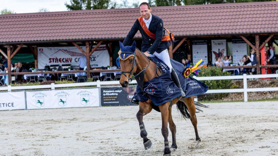 Kamil Papoušek vítězem první Velké ceny ČSP. Finále ovládl s Vivanem Blue