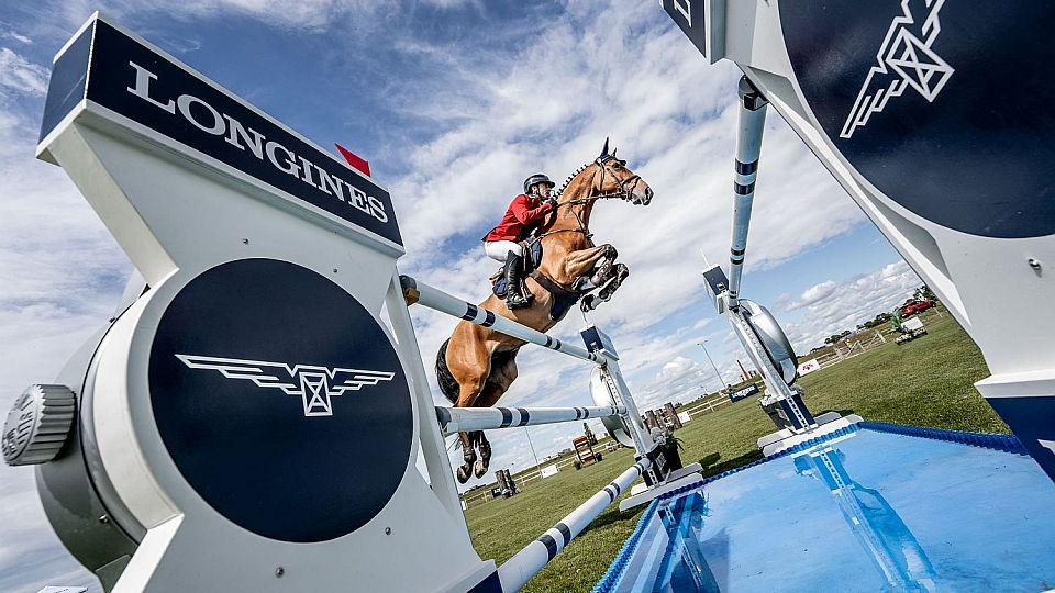 Hvězdou CSIO3* v Šamoríně bude Martin Fuchs. Dorazí tam celkem 320 koní
