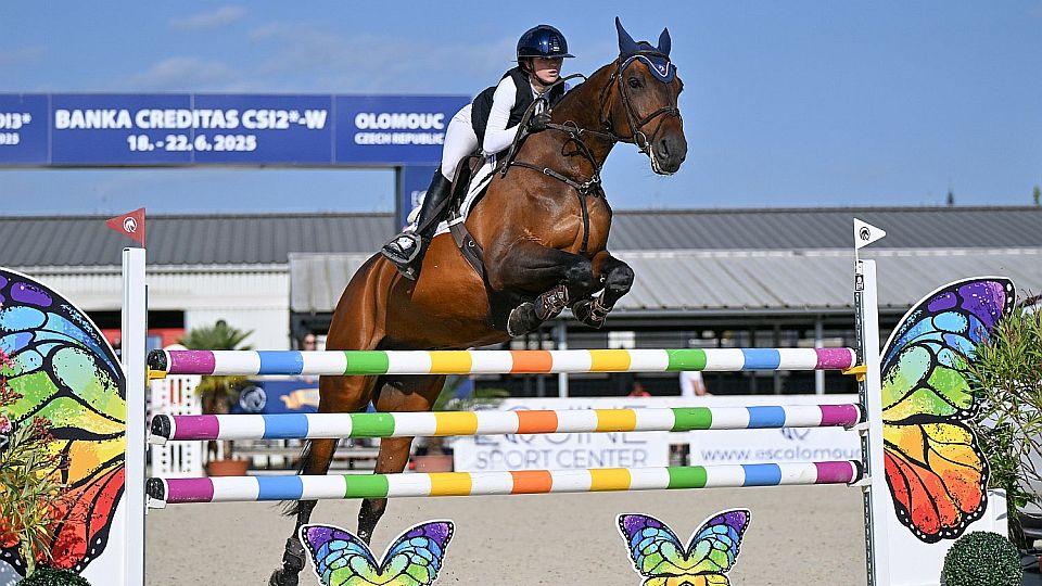 Mládežnické soutěže v Olomouci vyhrály Laura Najmanová a Vanessa Hajková