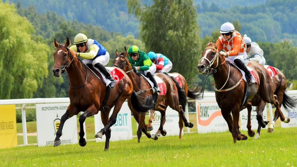 Goodwood Odyssey ve Varech nezklamal, double pro Floriana a Mášovou