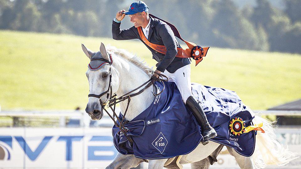 Velkou cenu Jítravy vyhrál Zvára, Portychová jde do Super Grand Prix
