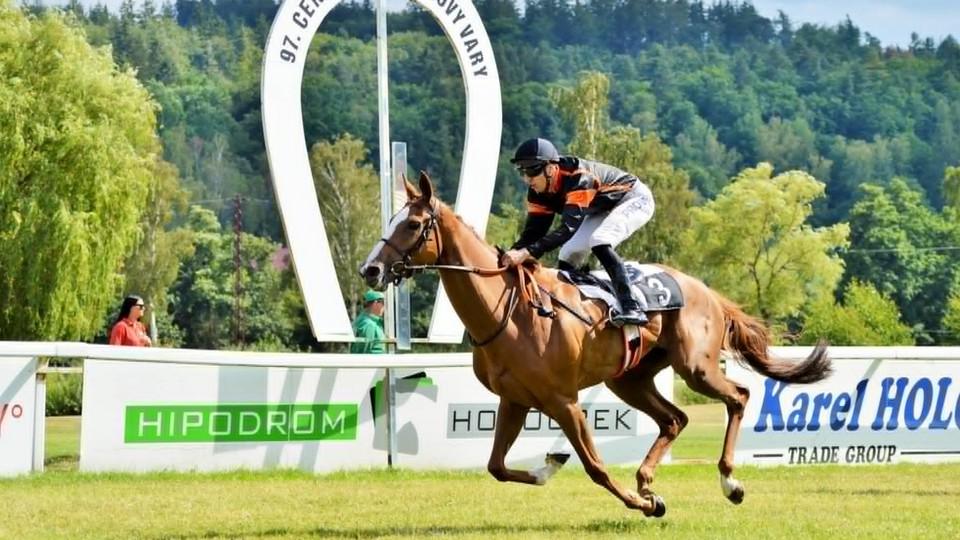 Karlovy Vary patřily favoritům, Havelková oslavila 300. vítězství kariéry