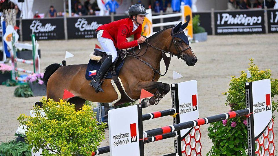 Albert Písařík postoupil v Hagenu do finále evropského šampionátu juniorů