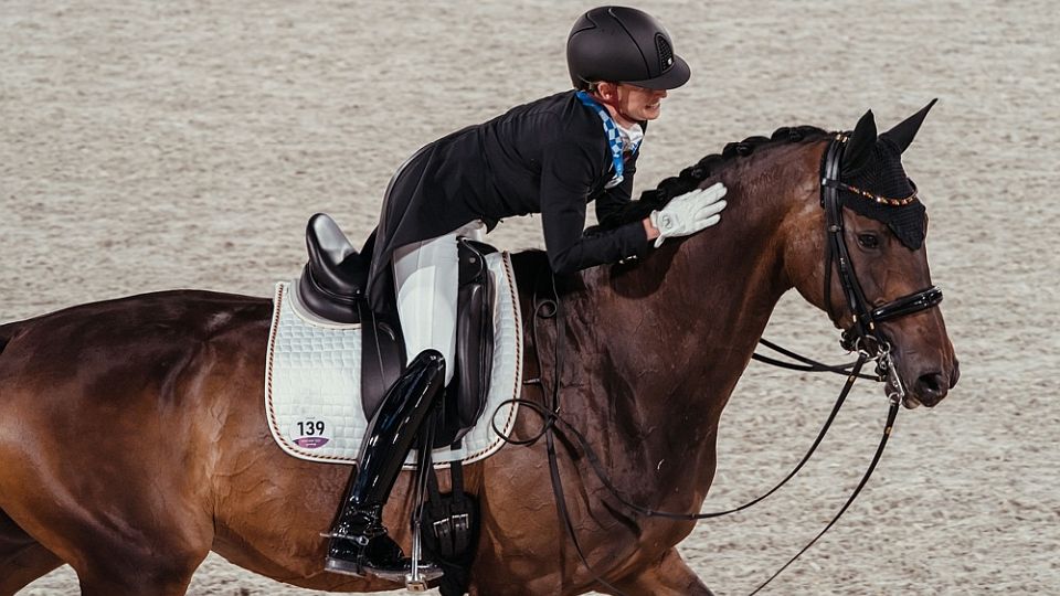 Olympijská vítězka v drezuře Jessica von Bredow-Werndl čeká druhé dítě