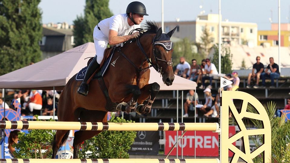 Páteční Middle Tour při CSI Olomouc pro Smitha. Holly byl opět druhý
