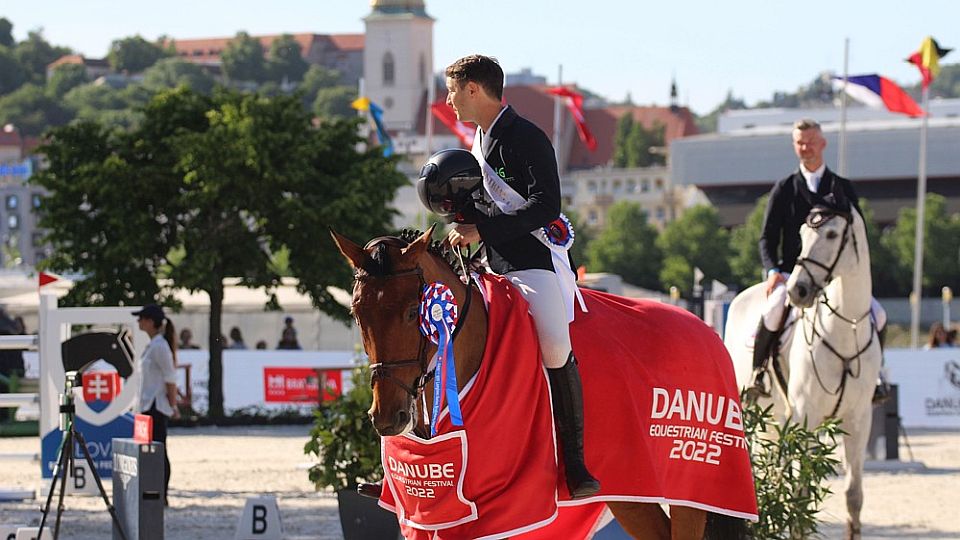 Andrej Hollý byl ve čtvrteční Silver Tour při CSIO3* Bratislava třetí