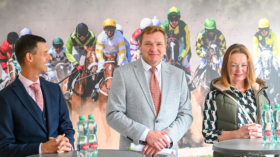 Dřívější čas startu Velké pardubické se osvědčil, říkají pořadatelé