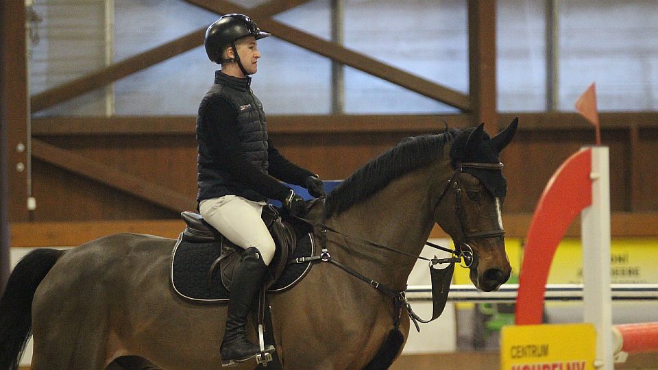 Equinews: Zimní pohár v Královicích vyhrál Pospěch. Nulu měl i Sojka