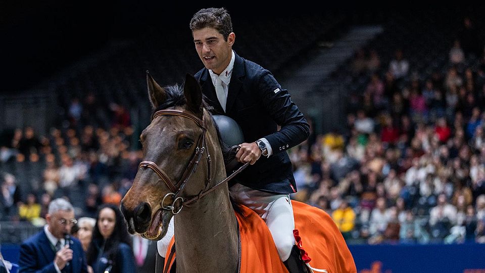 Victor Bettendorf vyhrál prestižní CSI5* Grand Prix Hermes v Paříži