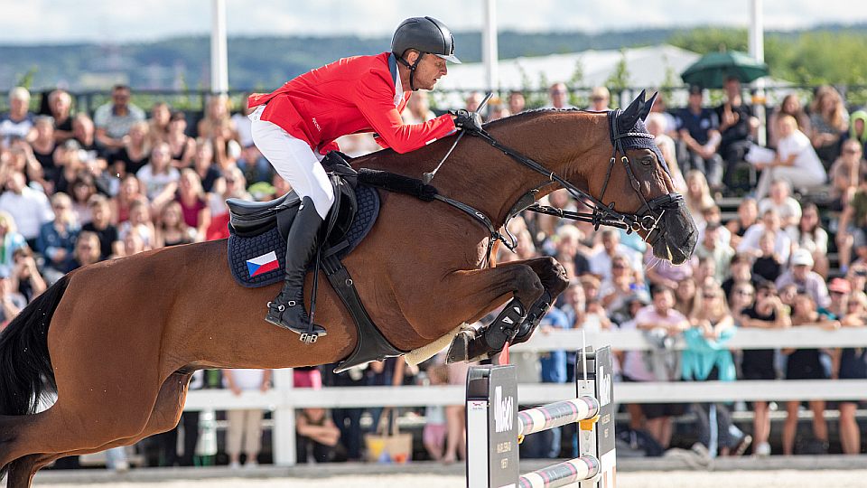 Equinews: Češi při olympijské kvalifikaci v pražské Chuchli neuspěli