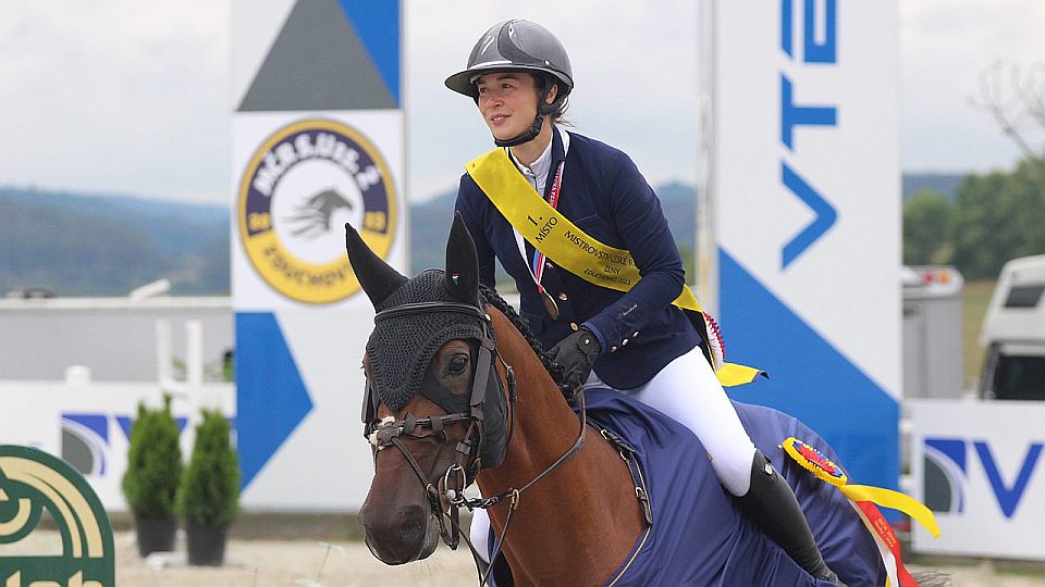 Lucie Strnadlová má mistrovský hattrick. O medaile se rozeskakovalo