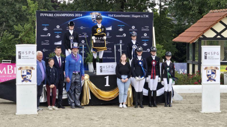 Český tým startuje při Future Champions v Hagenu. Úvod vyšel Hubáčkové
