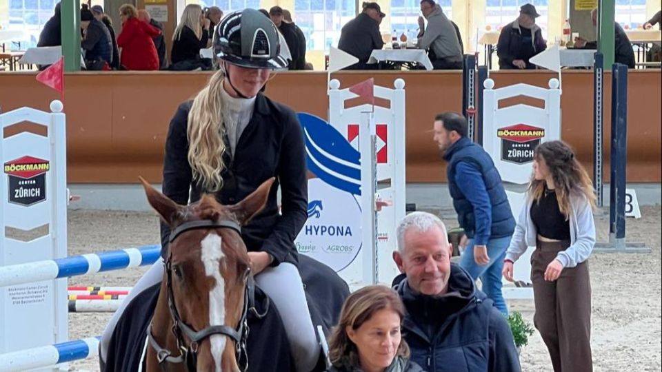 Druhý týden závodů v Chevenez odstartoval pro Rozálii Pichrtovou vítězstvím