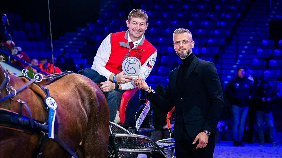 Jaroslav Juráň při Cavaliadě ve Varšavě skončil ve vozatajské soutěži druhý