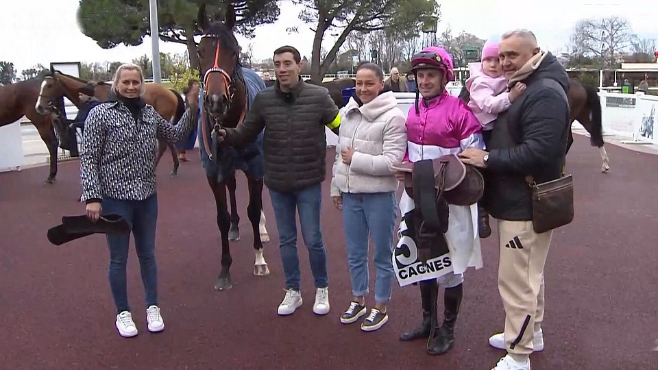 První rovinový vítěz roku: Showpower se lehce rozcvičil v Cagnes-sur-mer