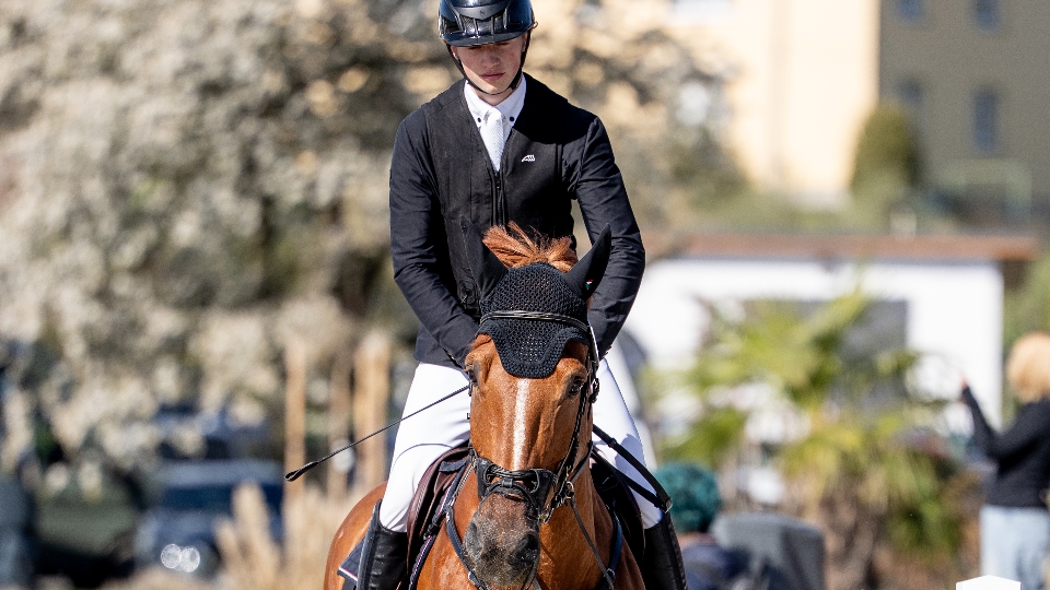 Václav Humplík zvítězil v juniorské soutěži na CSIO ve Zduchovicích